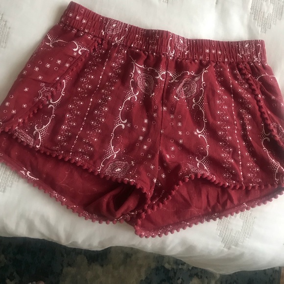 Madewell Pants - Printed Madewell shorts - Rust with tassel balls